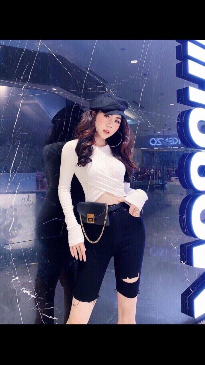 Áo Thun Gân Tay Dài Form Croptop Phối Kiểu Soắn Eo Nữ Tính TTSL0186