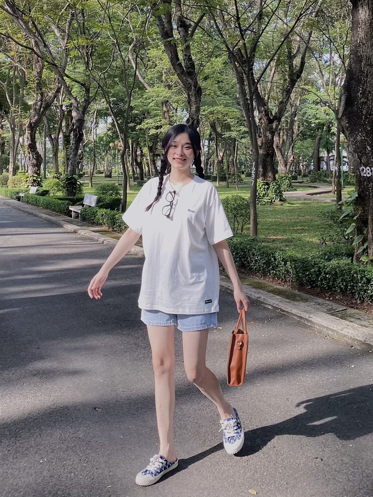 Áo thun trơn tay ngắn THE CIU - Basic Tee