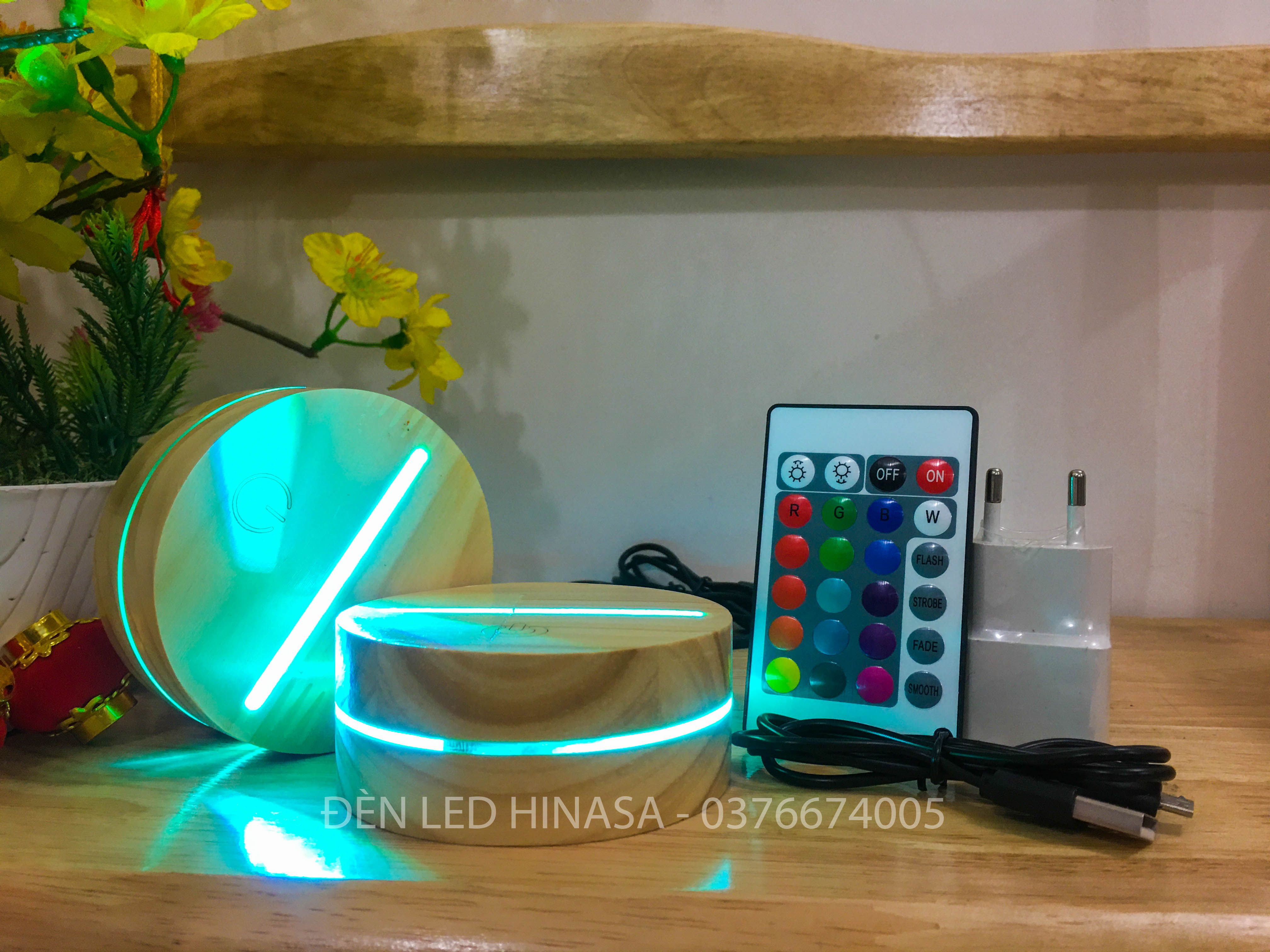 [HCM]Đế Đèn LED 16 Màu Gỗ Sáng