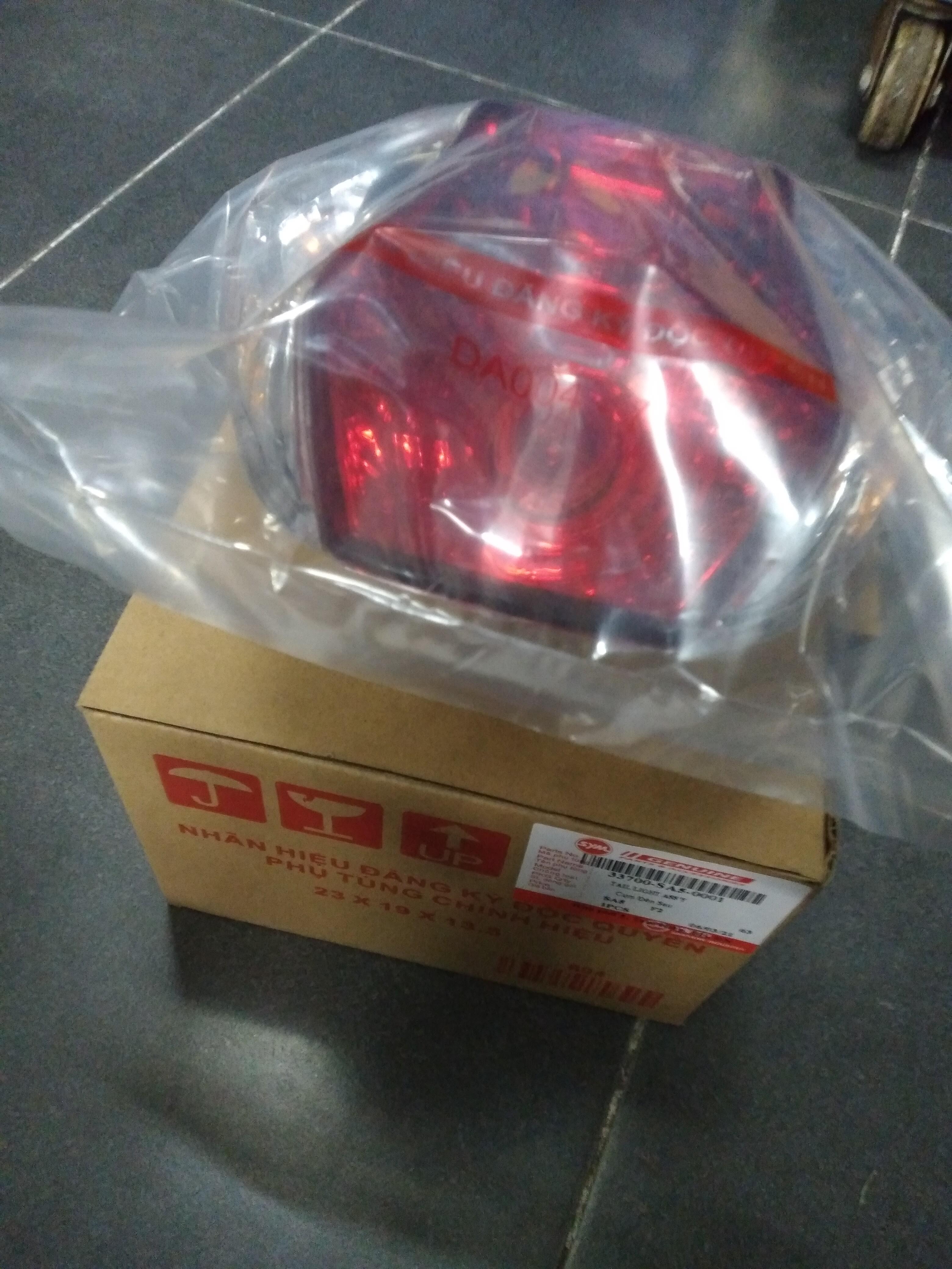 Cụm đèn hậu xe  sym Elegant 50cc-100cc