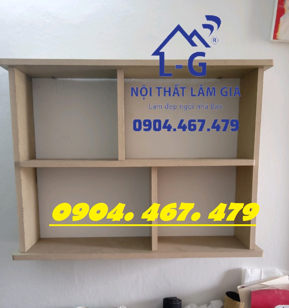 Kệ sách màu kem treo tường giá rẻ - freeship hcm