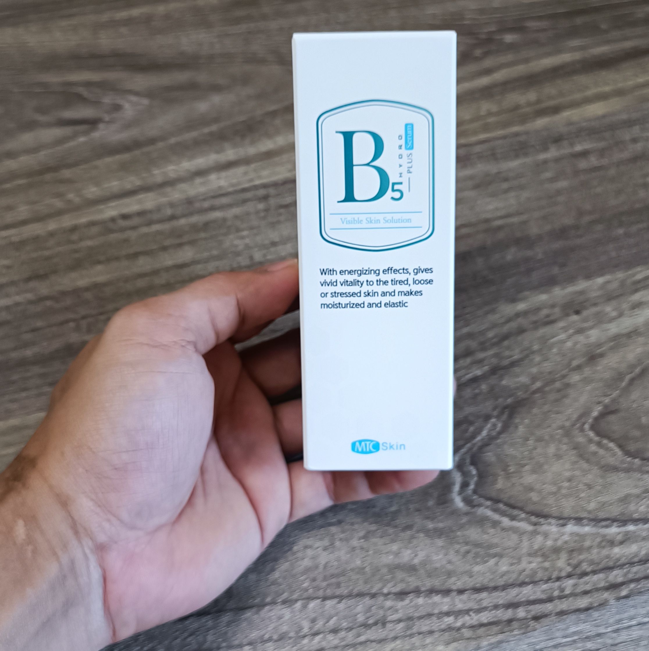 Serum Hydro B5 Moisturizes and Restores the Skin