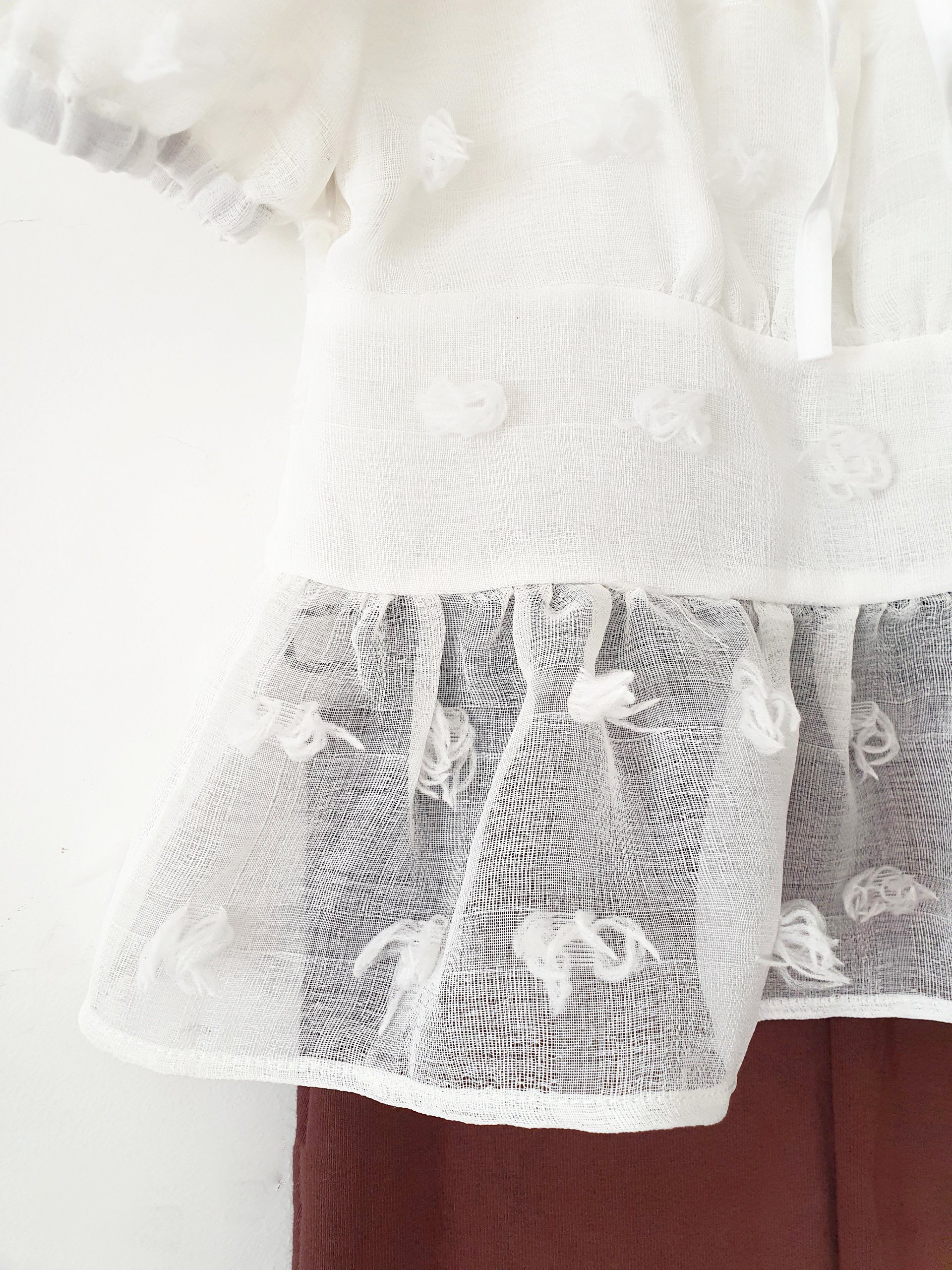 Áo peplum eyelet AfterBefore