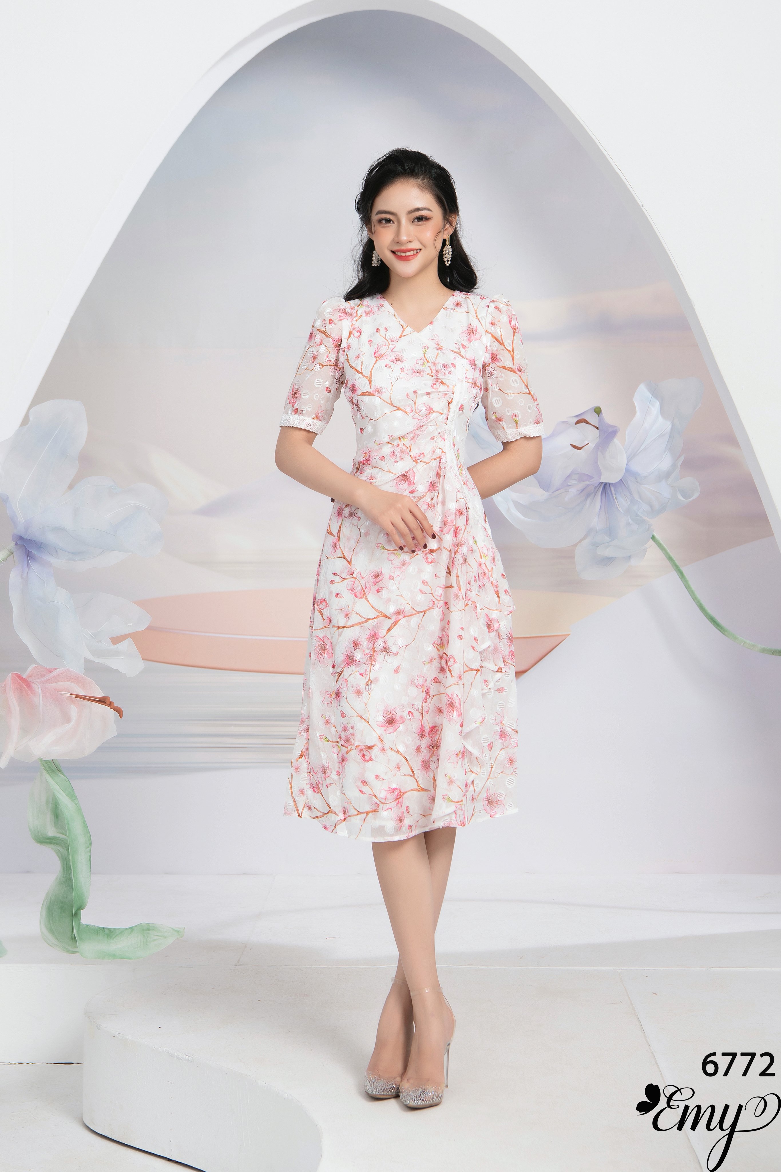 Đầm EMY EM6772 Xoè Tùng Đắp Chéo
