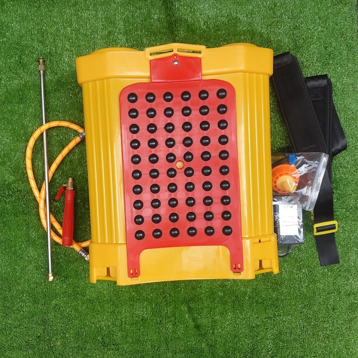 Bình xịt điện 2 bơm KUBOTA 20 lít accu lớn