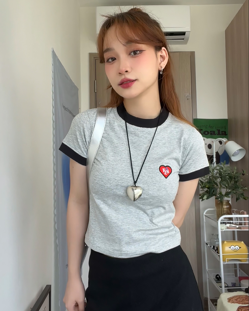Áo thun croptop FEARLESS FLS Heart