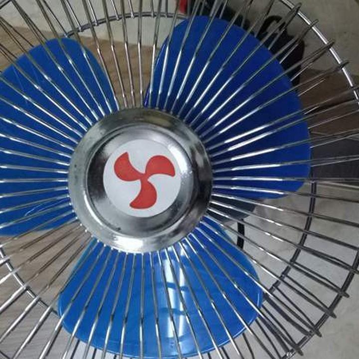 Quạt điện sắt 12v ô tô