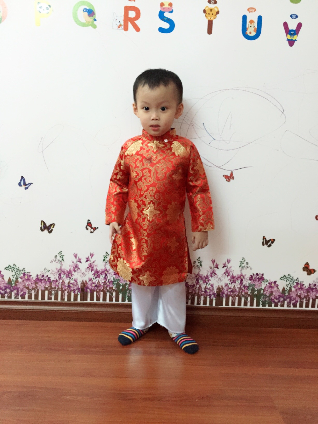 (SIÊU HOT) Áo dài cách tân cho bé trai (kèm quần lụa)