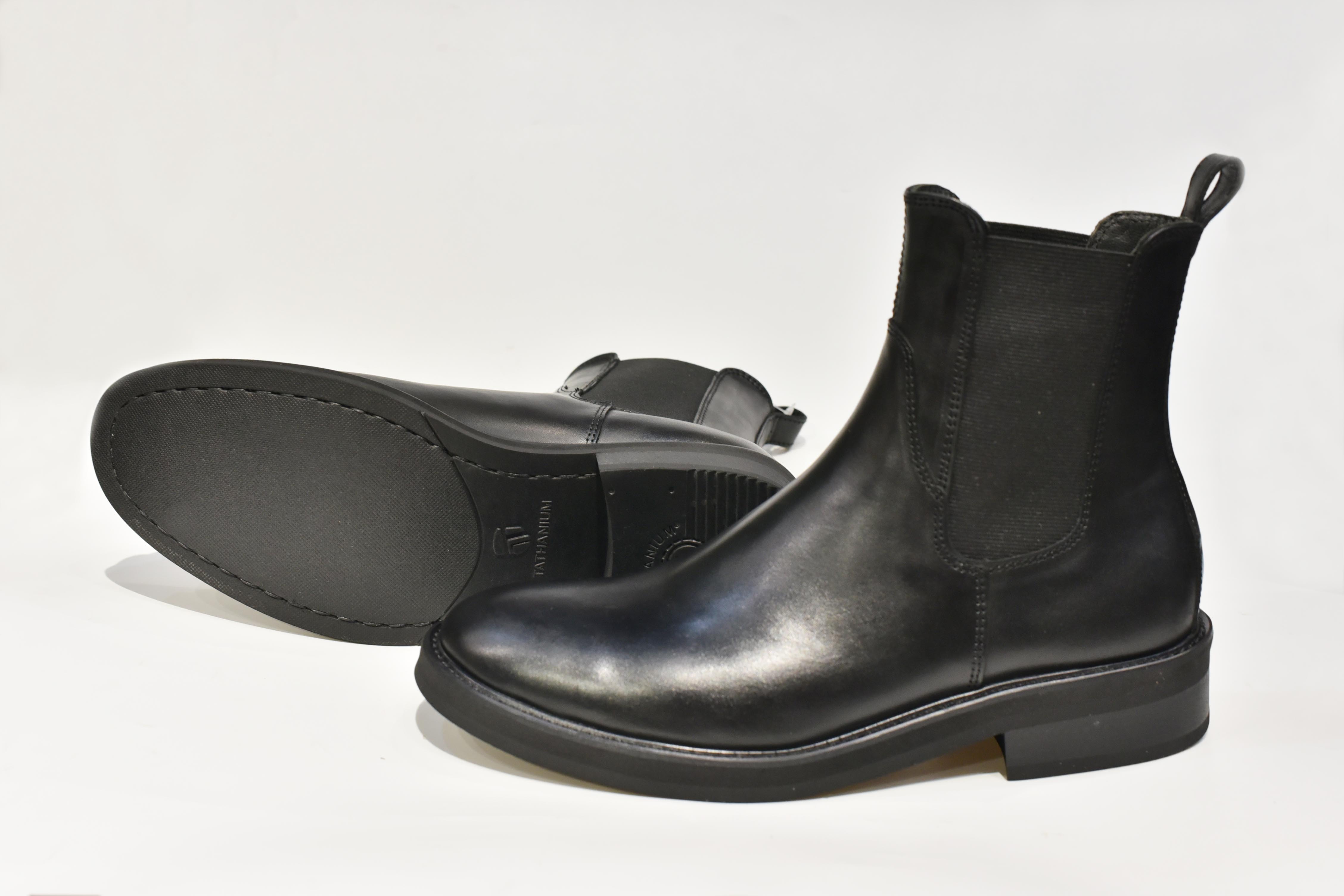 [TATHANIUM Footwear] Giày Chelsea boot nam màu đen da bò mộc