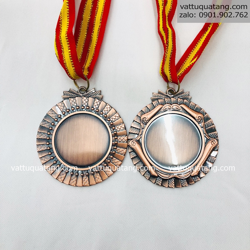 Combo 50 cáu Phôi huy chương chấm bi, huy chương kim loại trơn, chưa in