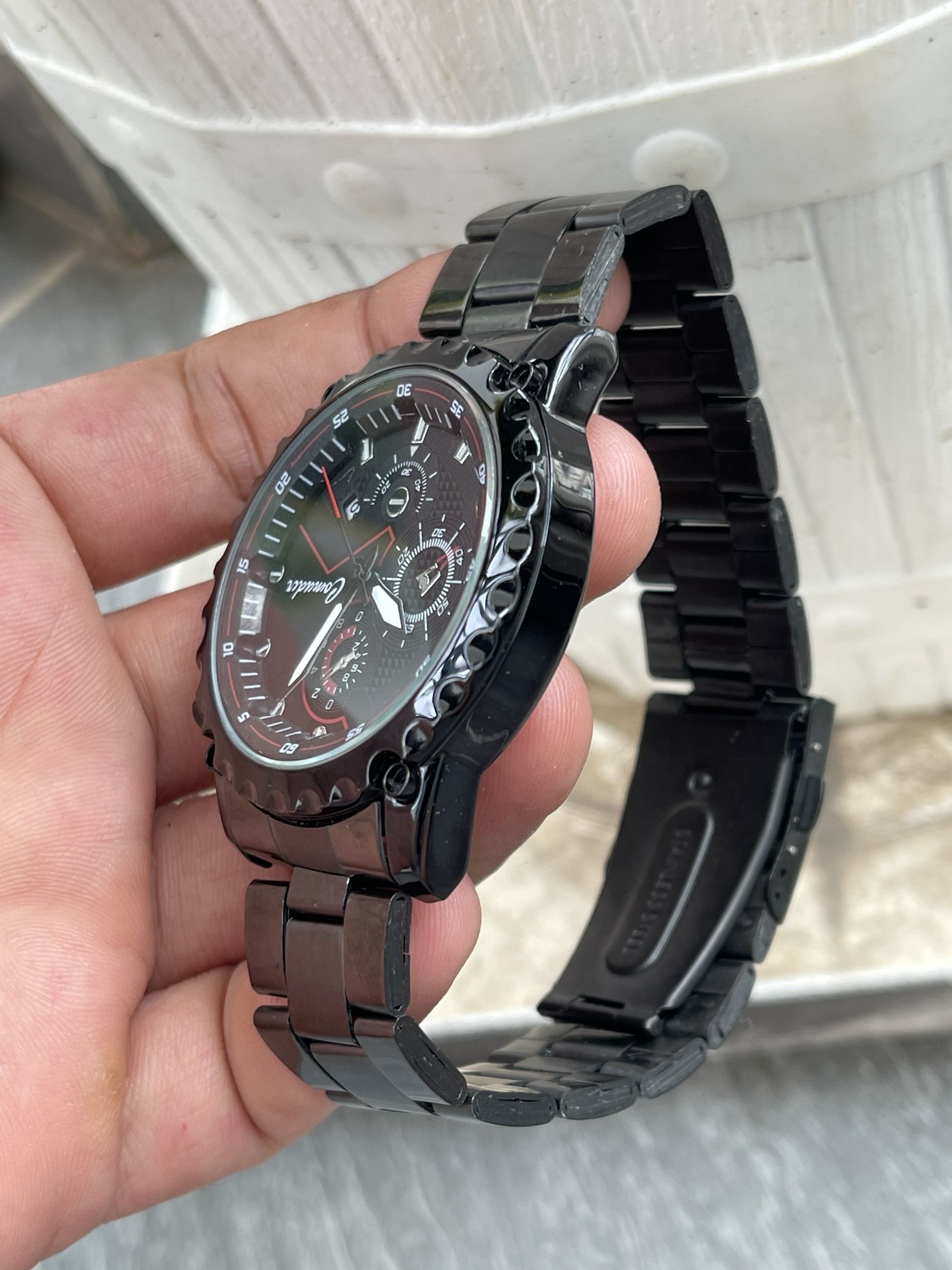 Đồng hồ nữ Rado vỏ đá kính saphia Thụy Sĩ chạy pin hàng Si