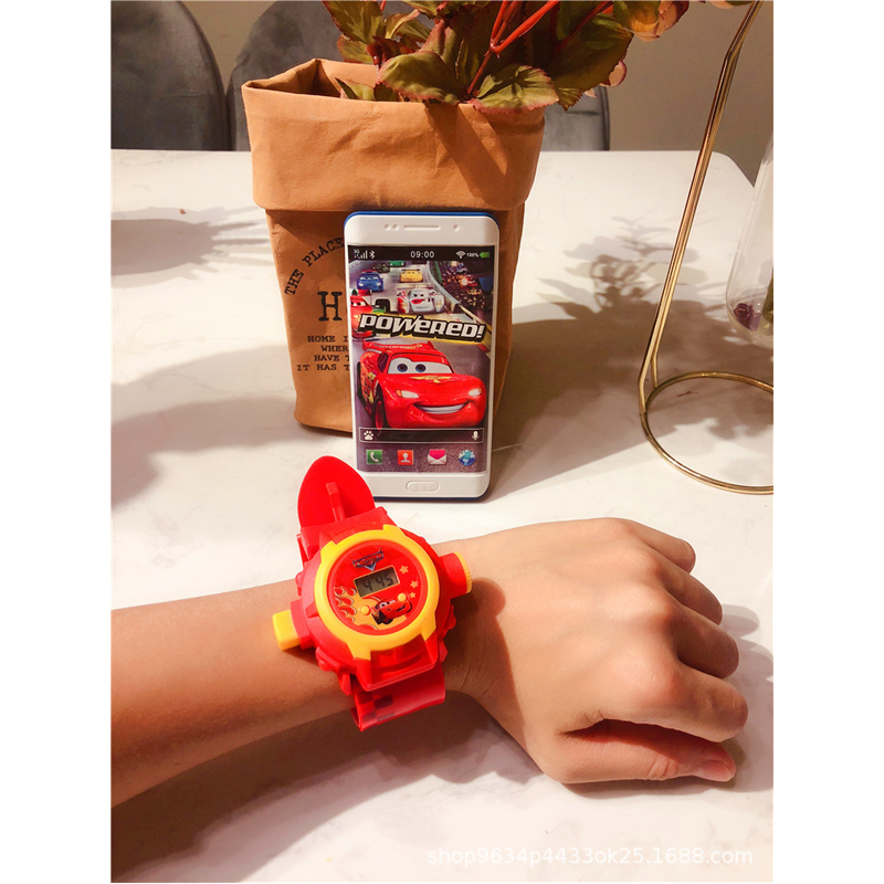 Đồng hồ Ben 10 chiếu hình nhân vật 3D siêu hot