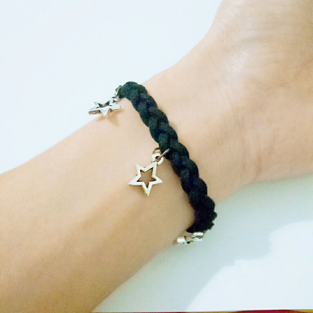 Vòng tay hình ngôi sao (ảnh thật)
