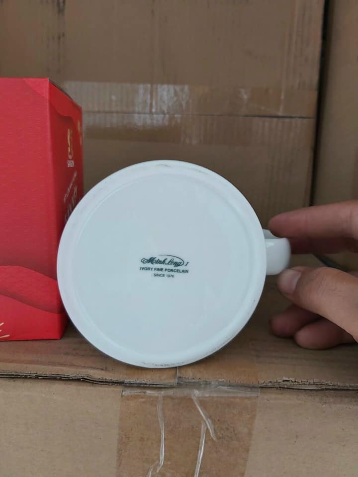 [HCM]Ly sứ Minh Long hàng Quà Tăng Bia Saigòn
