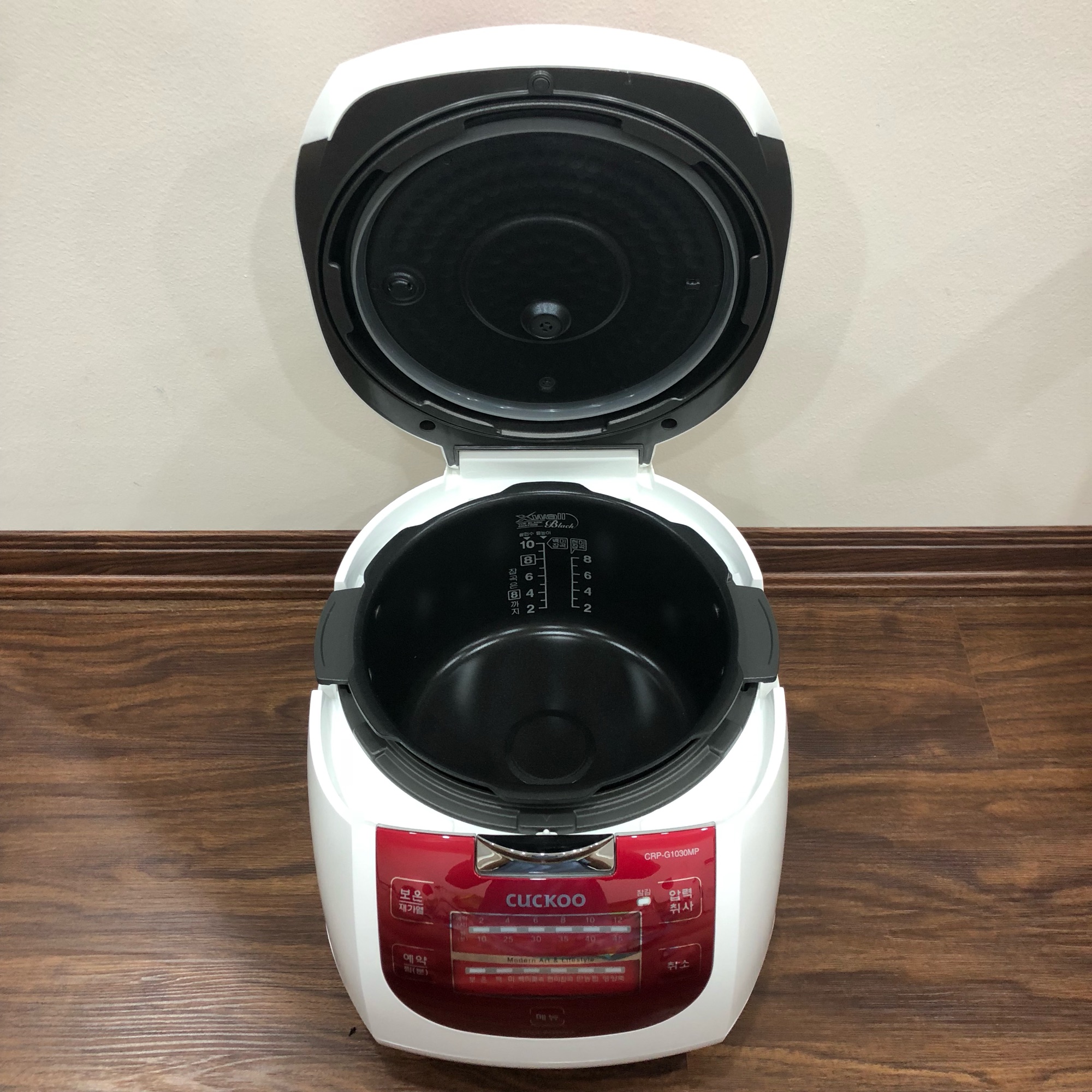 Nồi cơm điện Cuckoo CRP G1030MP