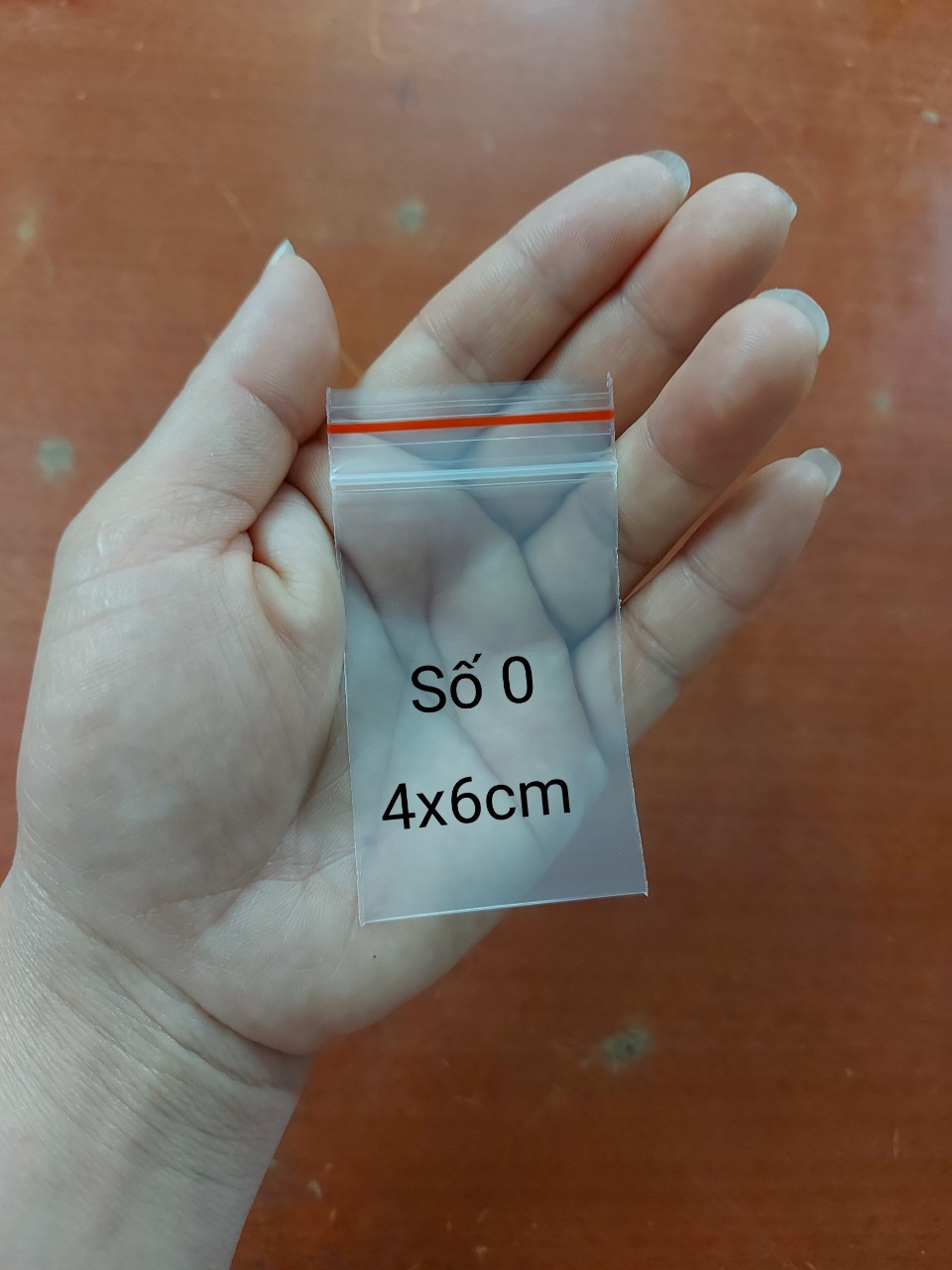 combo 100 cái túi zip nhỏ viền đỏ kt 4x6cm