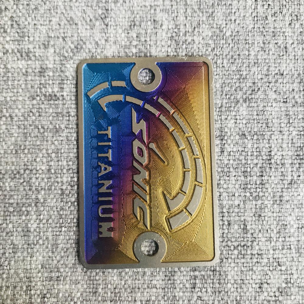[HCM]TEM TITAN DÁN BÌNH DẦU TRANG TRÍ XE SONIC (TITAN 100%)