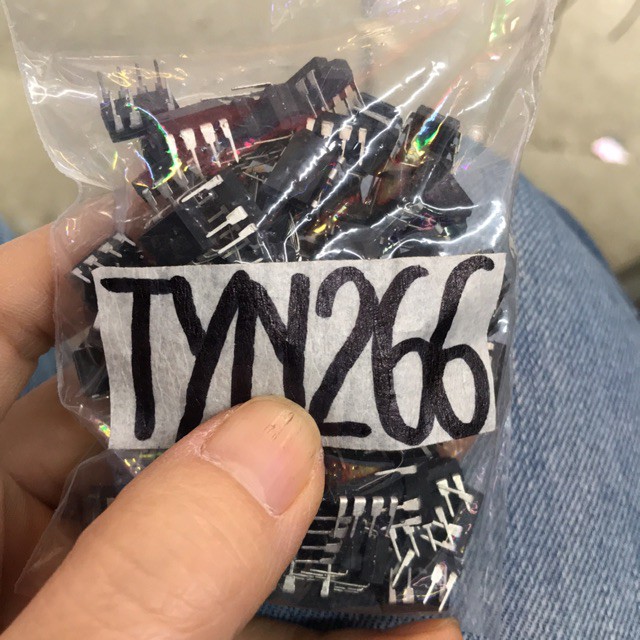 HOT-5 con ic nguồn 7 chân TYN266