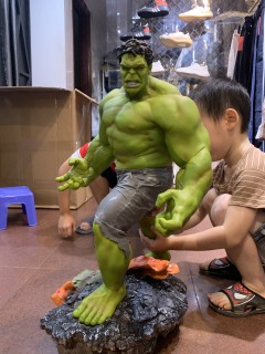 Mô hình Hulk khổng lồ tỷ lệ 1 4 cao 60cm thumbnail