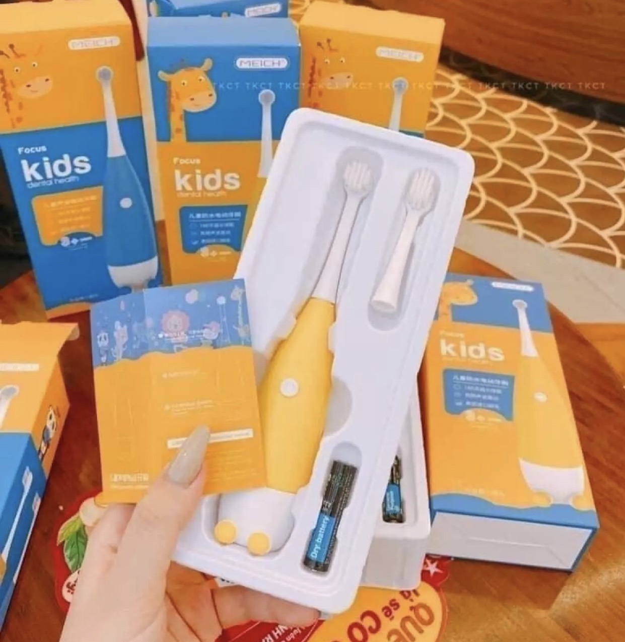 MÁY ĐÁNH RĂNG TỰ ĐỘNG KIDS - BÀN CHẢI ĐIỆN CHO BÉ