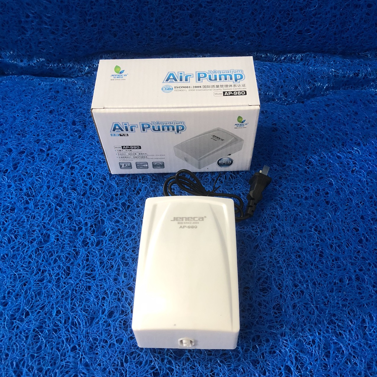 MÁY SỦI OXY JENECA 2 VÒI AP 980 CHO BỂ CÁ CẢNH (TẶNG KÈM 2M DÂY SỦI VÀ 2 QUẢ SỦI TRÒN)