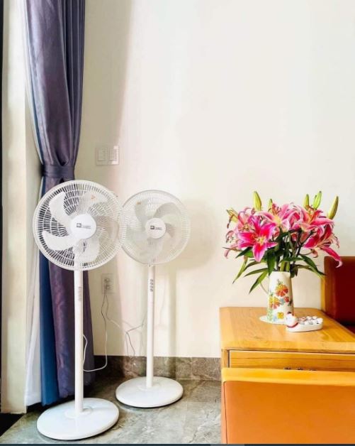 QUẠT CÂY ĐỨNG CAMEL 5 CÁNH 3 Tốc độ gió CAO CẤP -