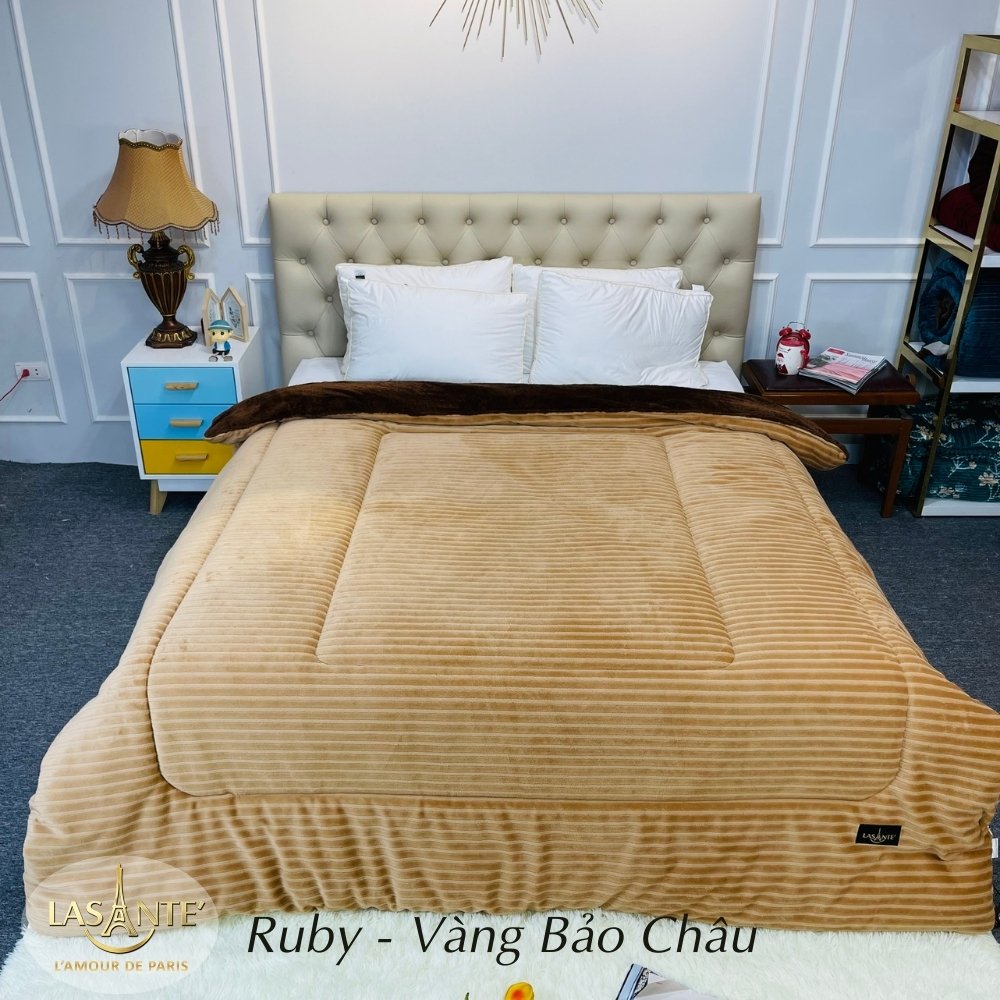 Chăn lông cừu êm ái ấm áp chính hãng Lasante Pháp - Ruby