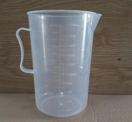 Ca đong nhựa có vạch chia 2lit