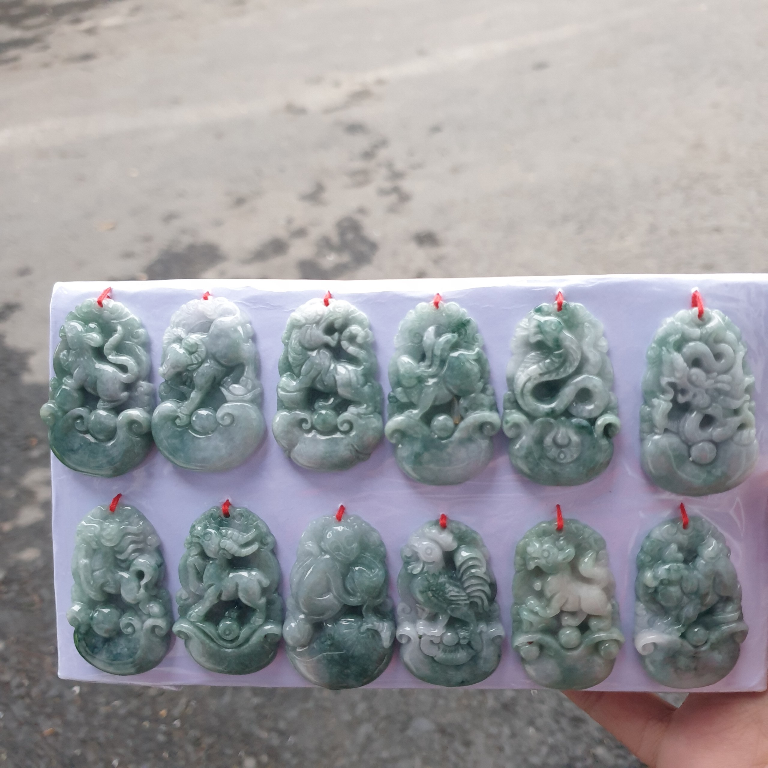 Mặt dây chuyền đá ngọc 12 con giáp