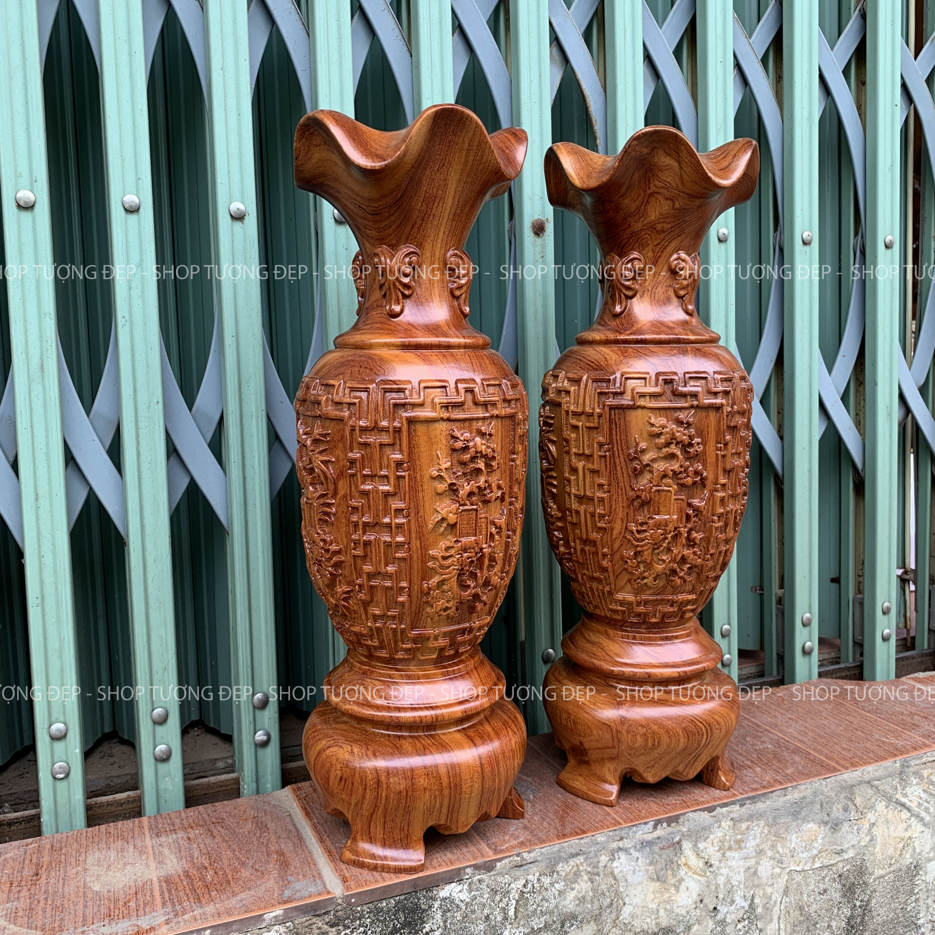 Lộc bình gỗ hương đục tứ quý ( cao 40 đường kính 14 - mẫu trơn)