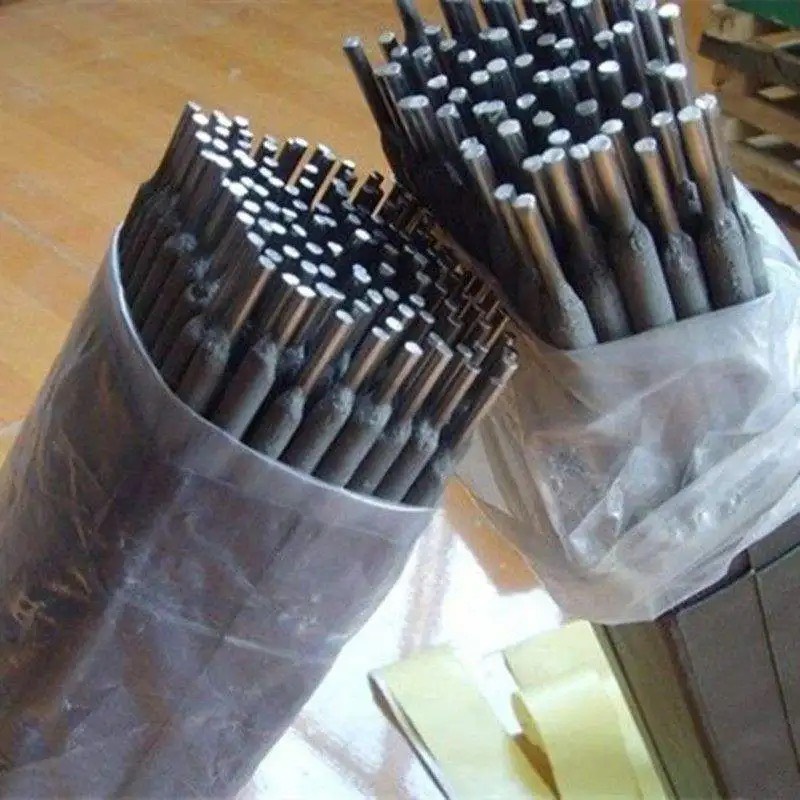 5kg que hàn gang GG.33-VD hơn 150 que