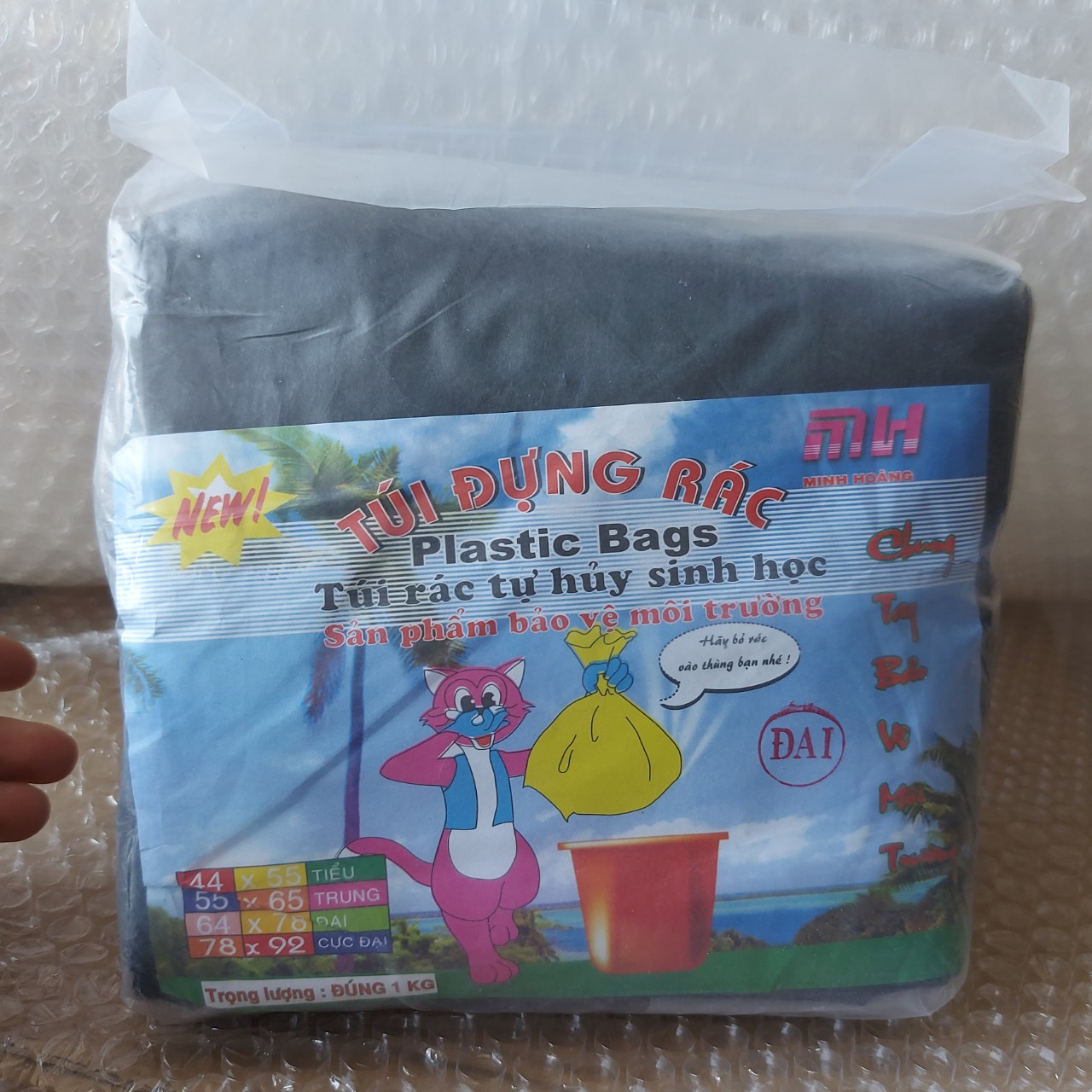 Túi đựng rác tự phân hủy màu đen đủ size (3 cuộn 1kg)