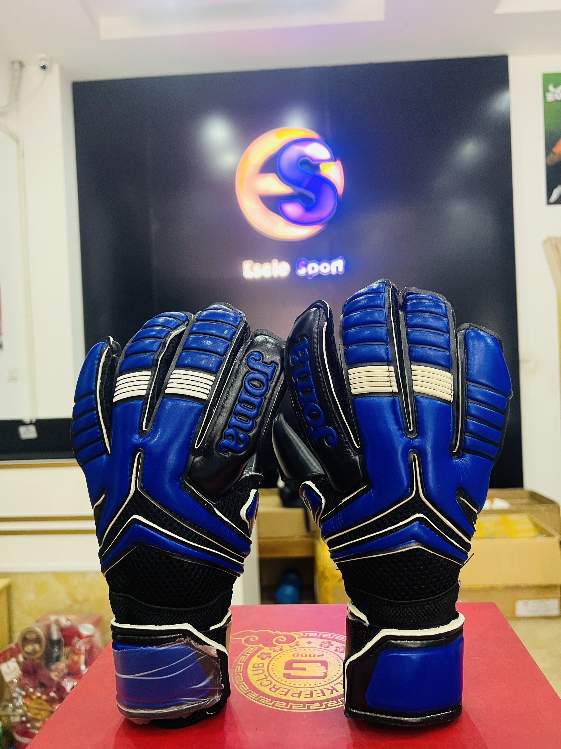 Găng tay thủ môn JOMA