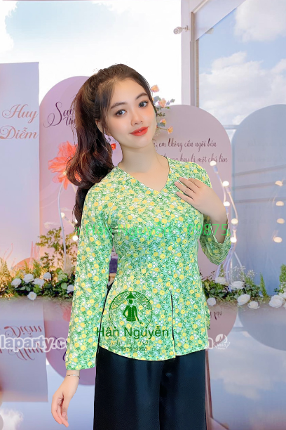 ÁO BÀ BA LỤA HOA CỔ V + QUẦN