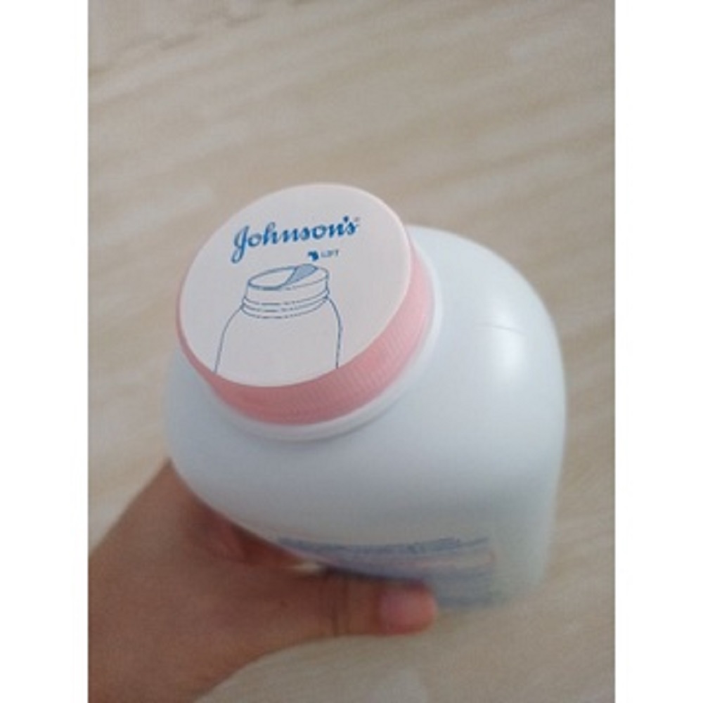 Phấn Rôm 380g Johnson Baby Powder Blossoms