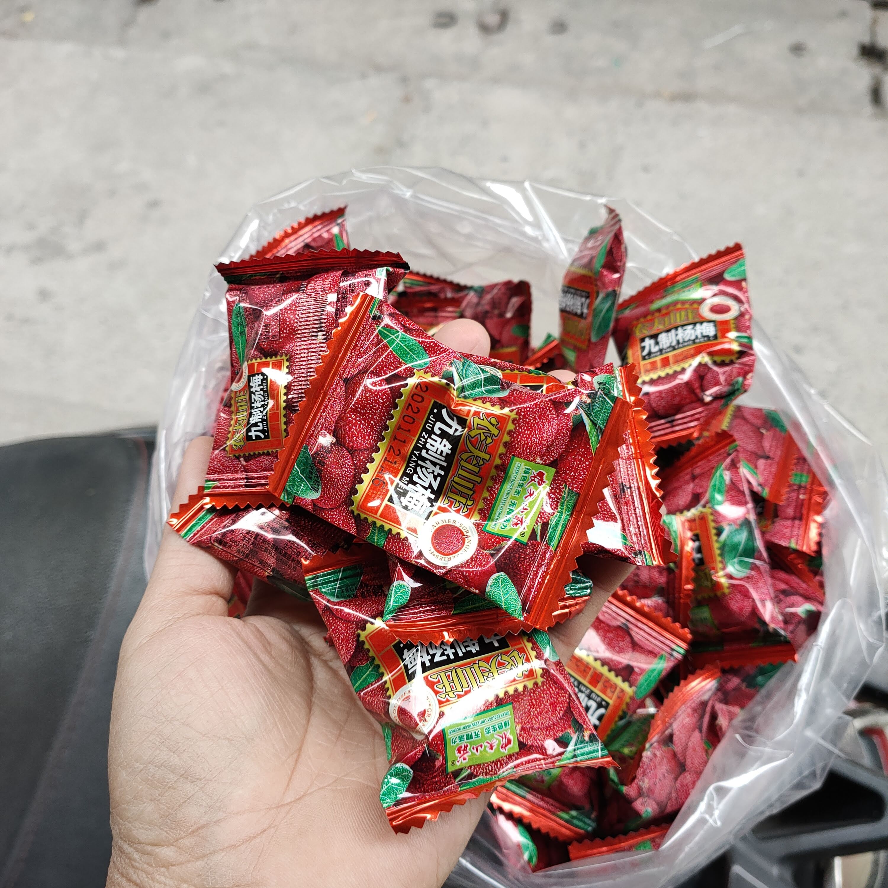 Combo 10 gói ô mai thanh mai chua chua ngọt ngọt