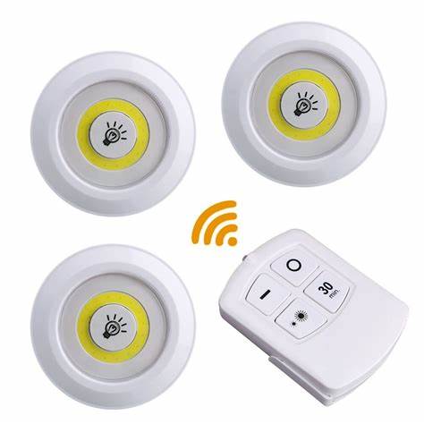 Set 3 đèn led có điều khiển, có chế độ hẹn giờ