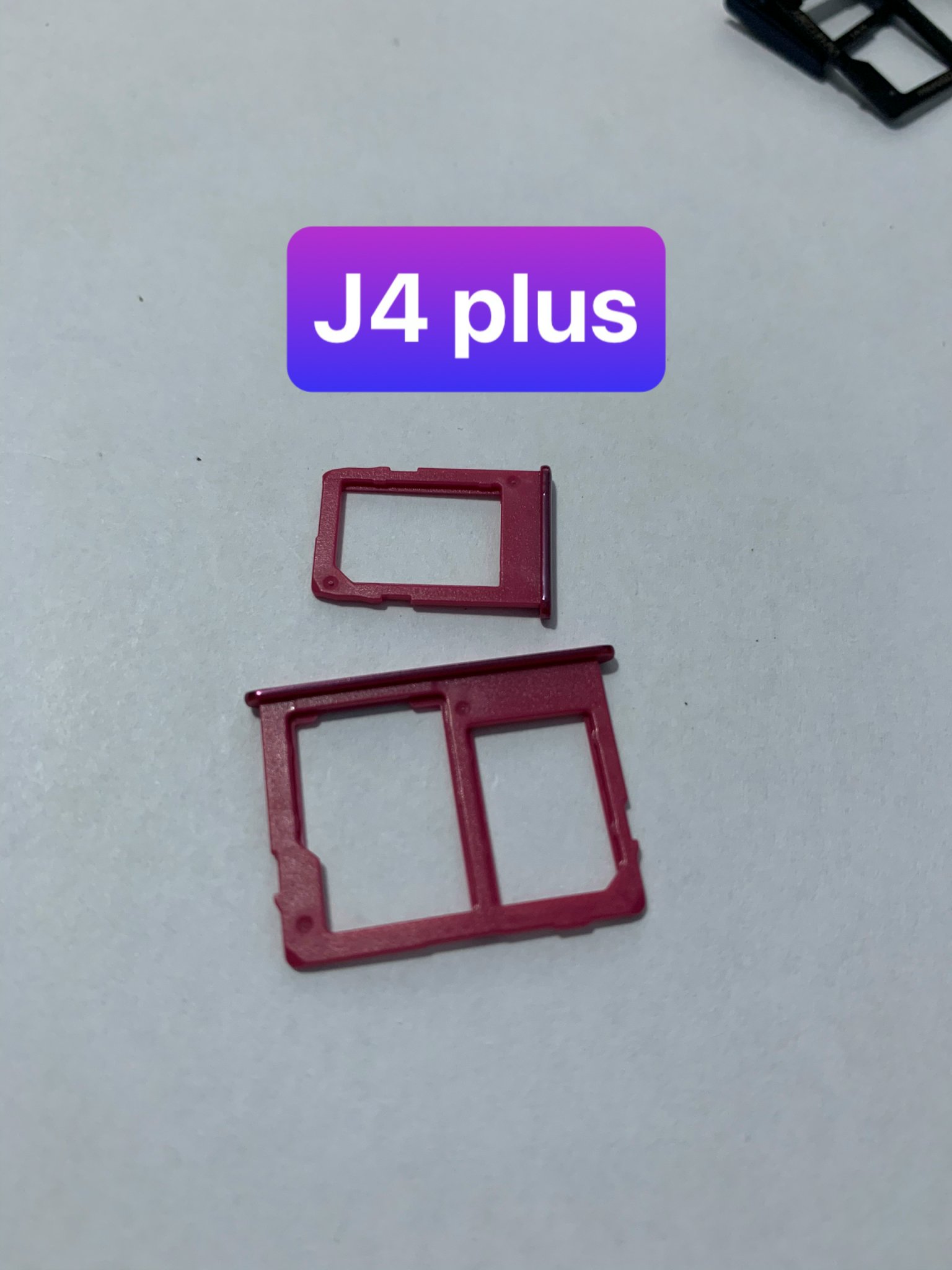 Bộ 2 khay sim samsung j4+ / j6+ lắp chung