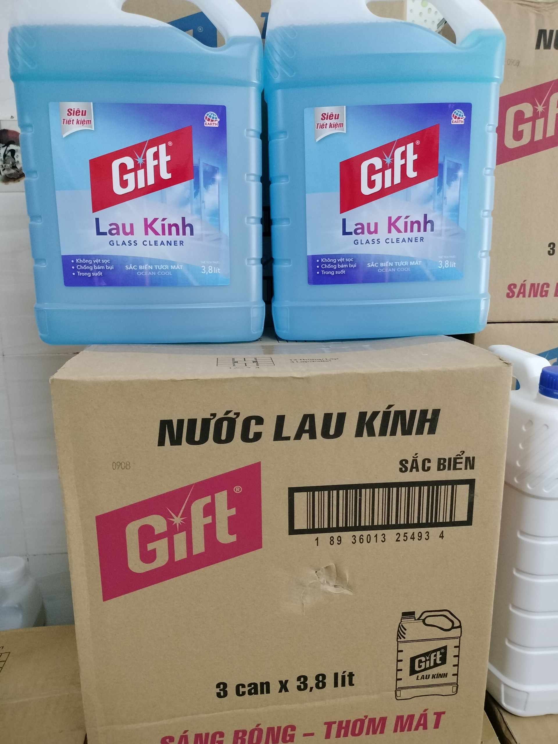 Nước lau kính Gift 3.8 lít