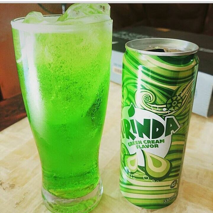 Nước ngọt Mirinda vị soda kem (1 lon 330ml)