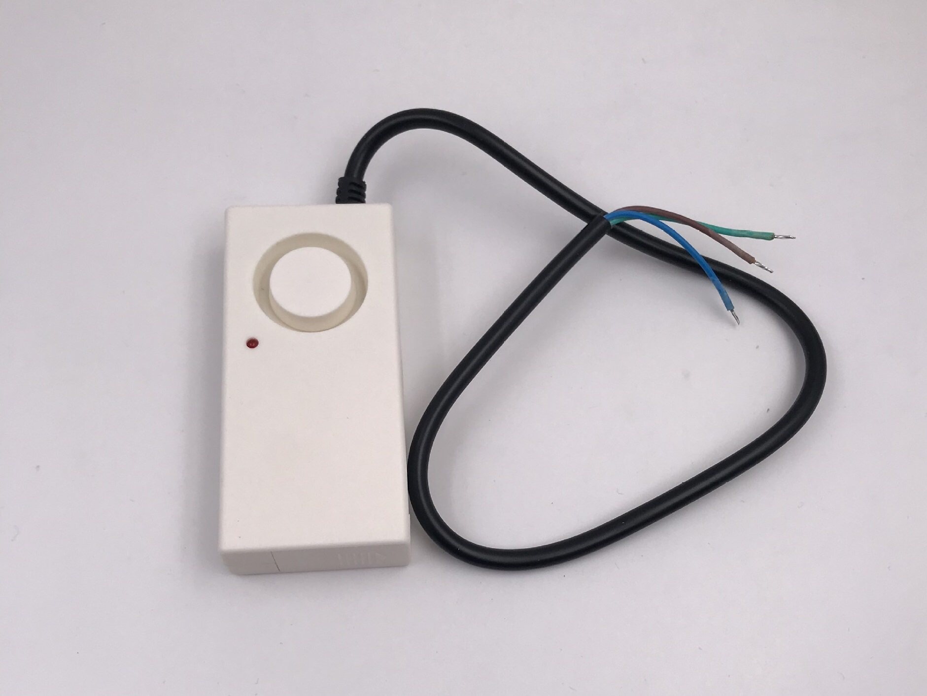Chuông báo mất điện 3 pha tặng kèm pin