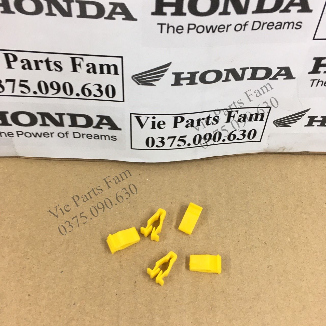 KẸP VÀNG DÀN ÁO HONDA (GIÁ 5 CÁI)