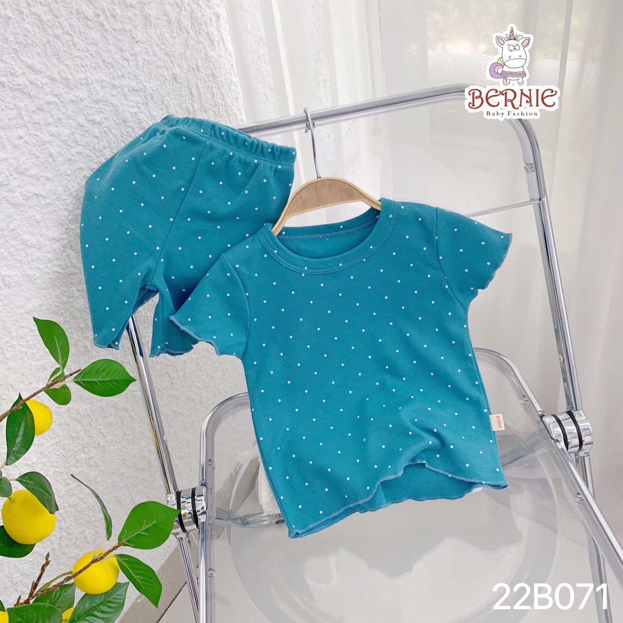 Sét bộ chấm bi bèo xinh cho bé gái