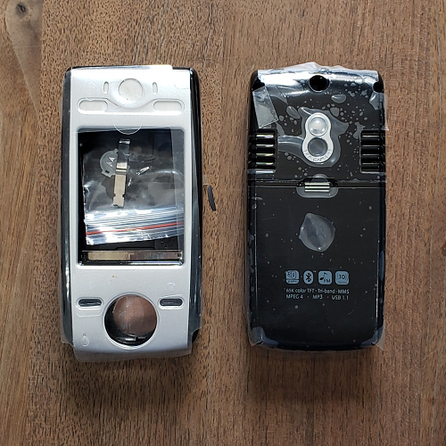 Vỏ Motorola E680 có sườn - không phím
