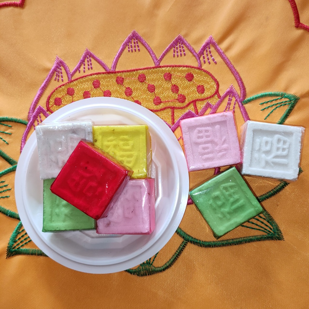 (COMBO 5 CÁI )Bánh Ngũ sắc,oản 5 màu vuông (cúng sao,cúng chay,cúng Phật,cúng dường...)