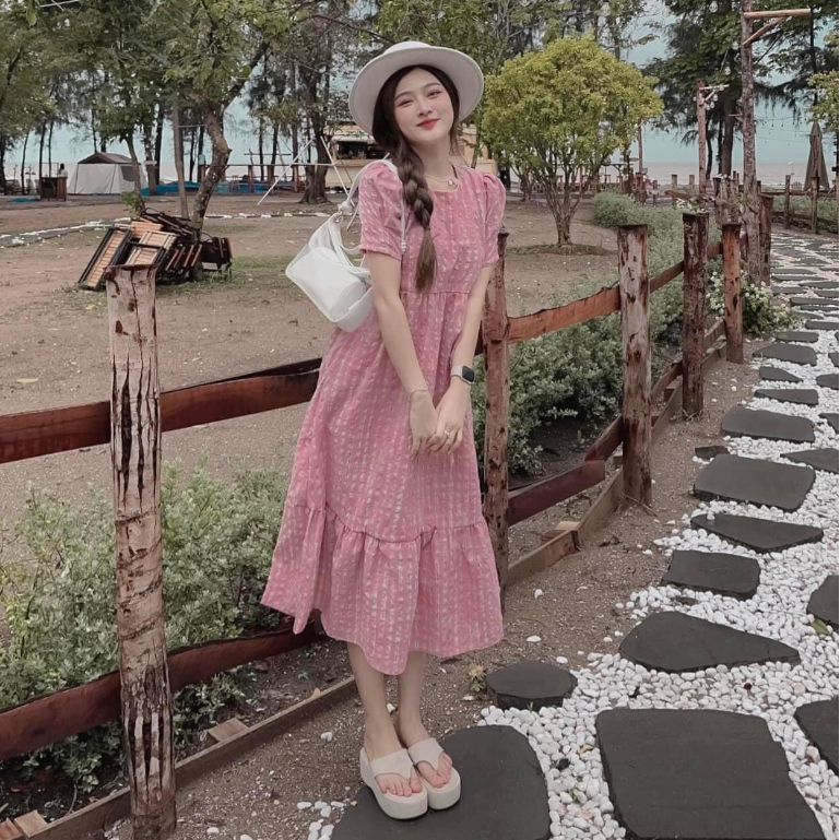 Váy kẻ hồng tay bồng dáng dài xòe đầm babydoll hồng đuôi cá siêu xinh