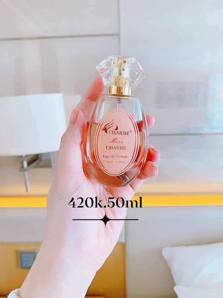 nước hoa nữ phiên bản Việt Versace Bright Crytal 50ml