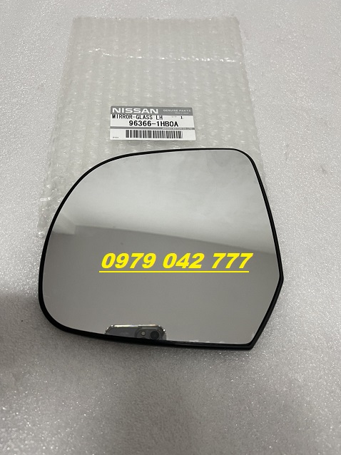 Mặt gương chiếu hậu nissan sunny