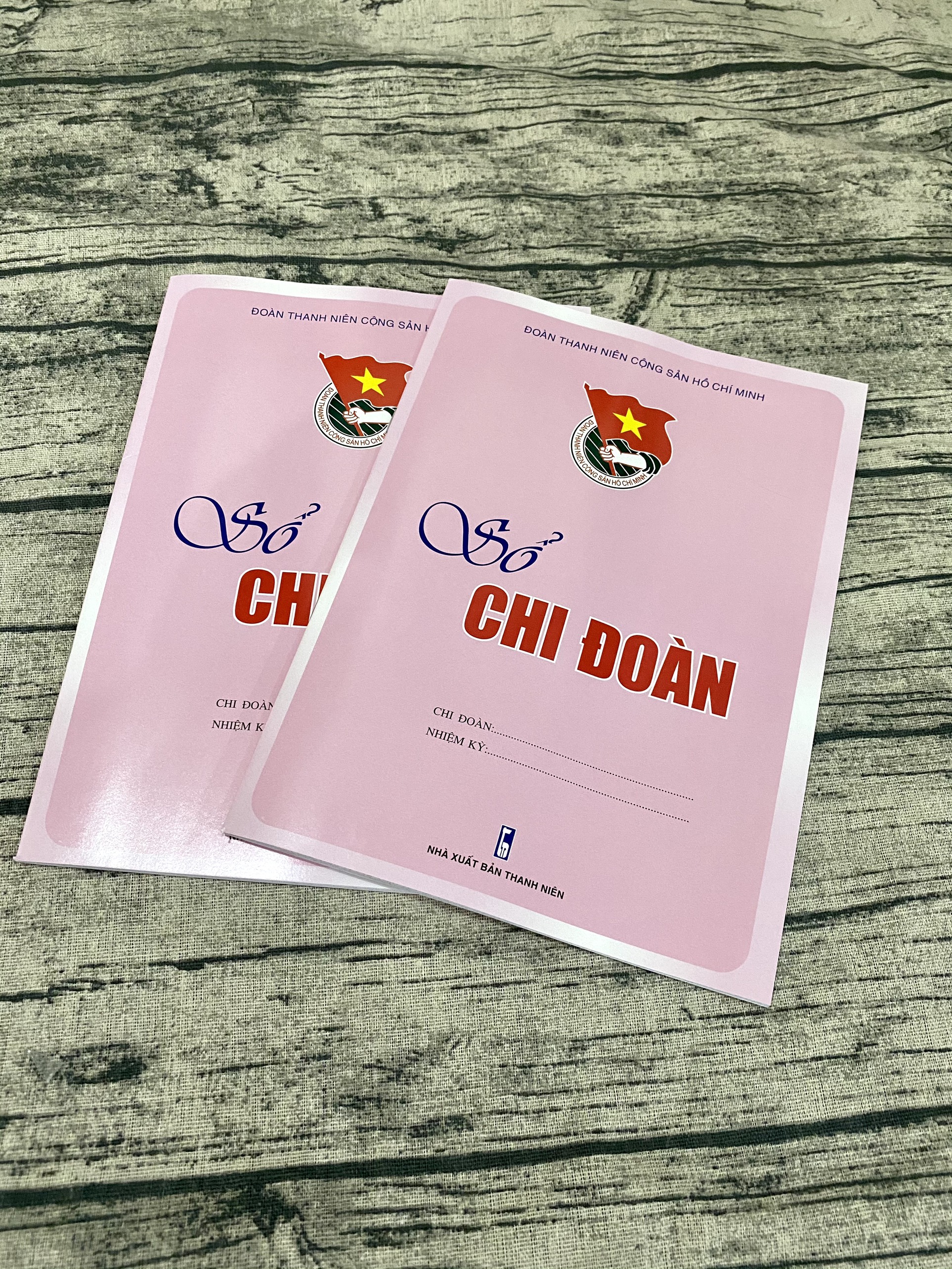 Sổ chi đoàn hồng