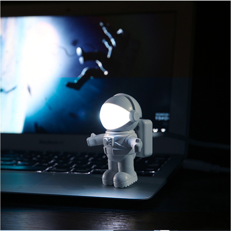 Winzige Đèn LED hình phi hành gia cắm máy tính